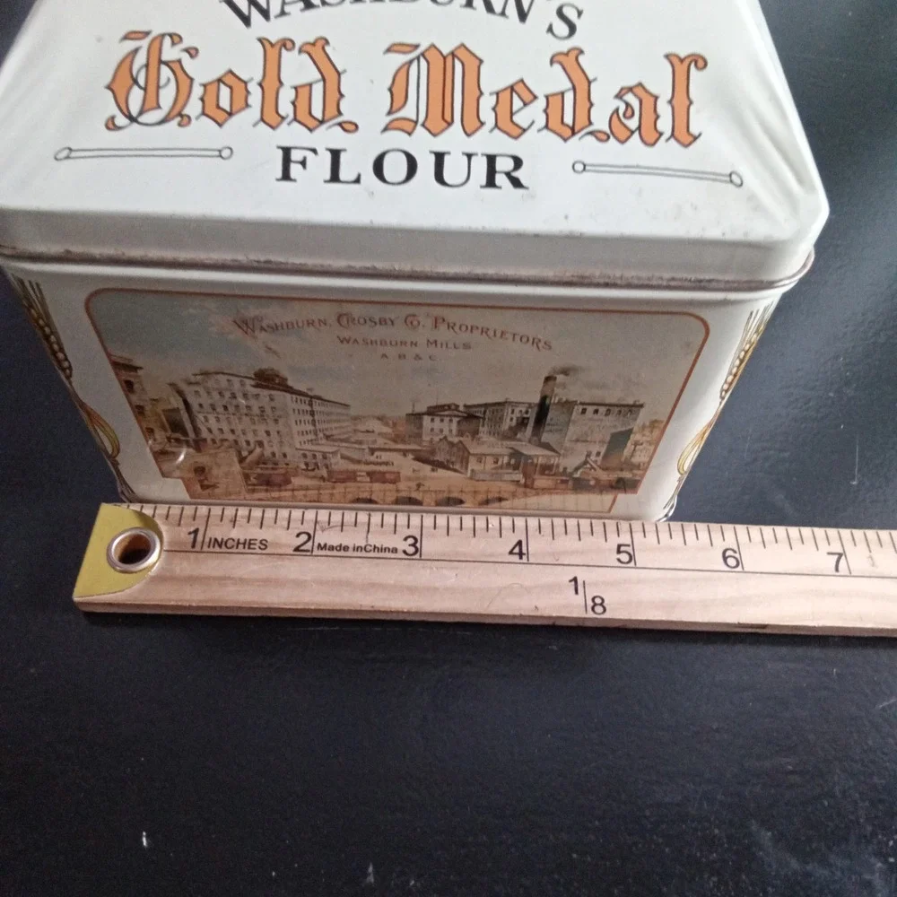 Vintage Gold Medal Flour Recipe Tin Washburn Mills Minneapolis Advertising Box